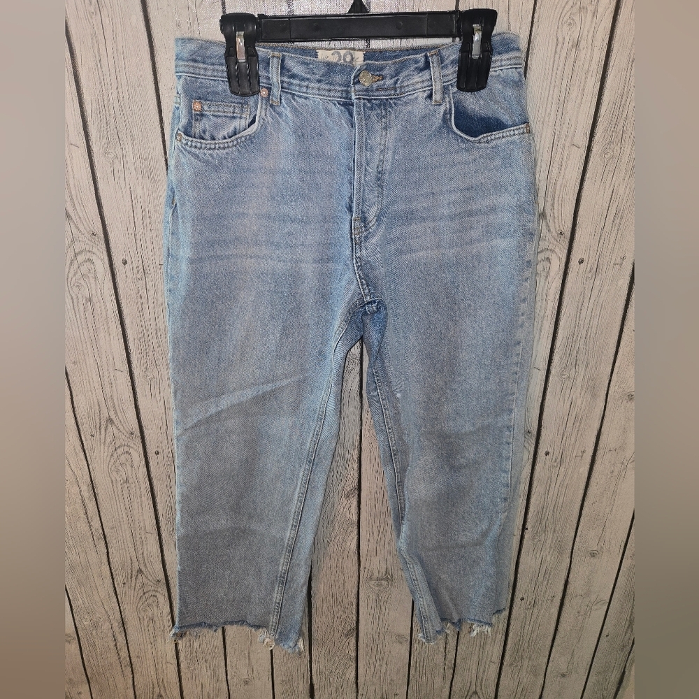 Free People We The Free High Rise Straight Leg Jeans Light Wash Raw Hem Size 29